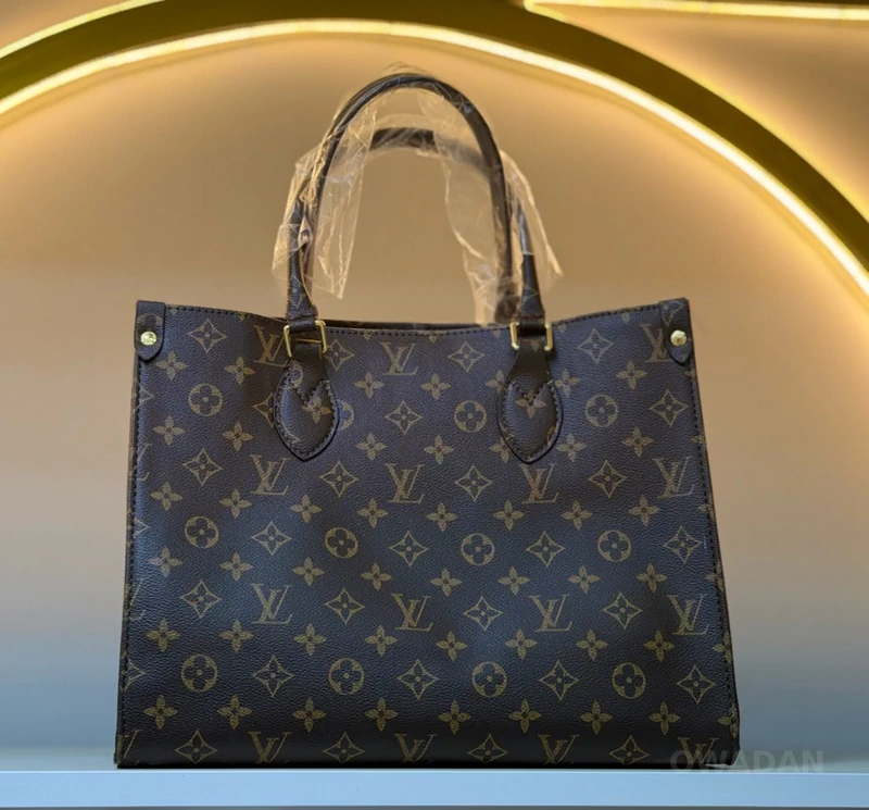 LV sumka